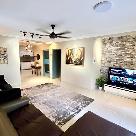 Naura Homestay Selangor Kuala Lumpur Batu Caves Exterior photo
